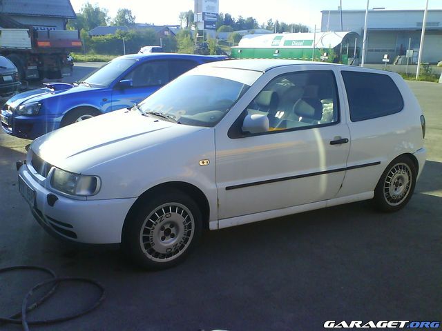 https://www1.garaget.org/gallery/archive/2061/520567_f0mayq.jpg