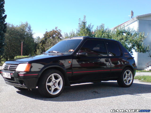 https://www1.garaget.org/gallery/archive/24718/7050/24718-32029.jpg