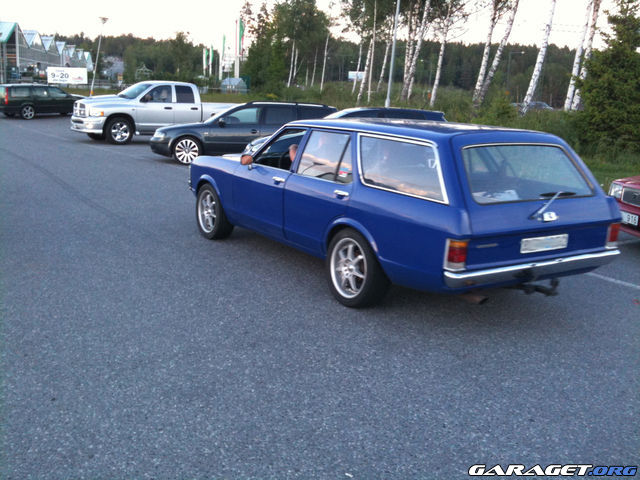 https://www1.garaget.org/gallery/archive/26826/945672_4sutdf.jpg