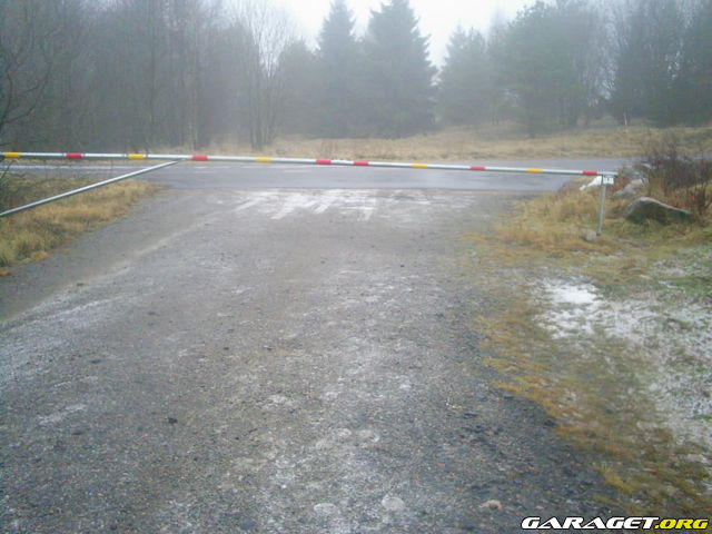 https://www1.garaget.org/gallery/archive/32750/547686_6e4vid.jpg