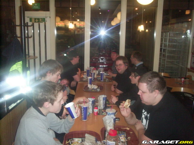 https://www1.garaget.org/gallery/archive/32750/553705_e31ffs.jpg