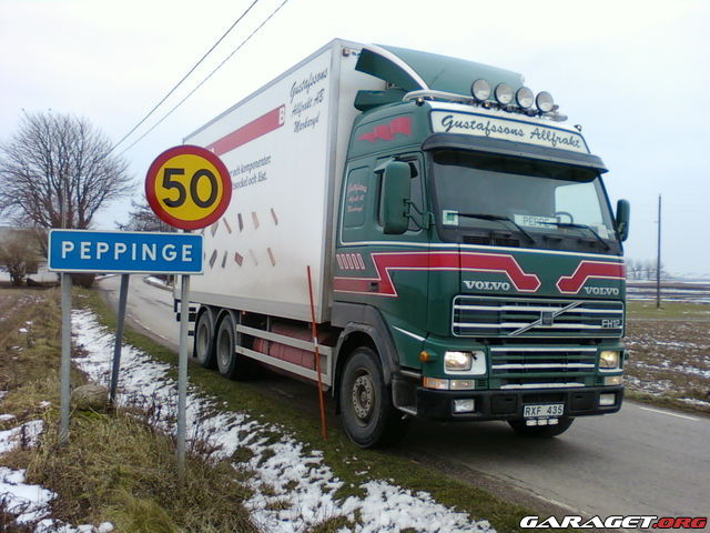 https://www1.garaget.org/gallery/archive/32750/579177_ibodu7.jpg