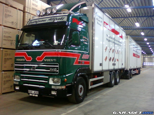 https://www1.garaget.org/gallery/archive/32750/586194_3zw70g.jpg