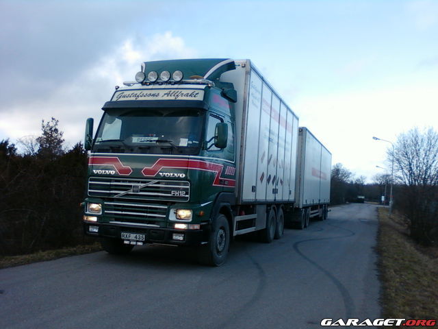 https://www1.garaget.org/gallery/archive/32750/590095_pcmj35.jpg
