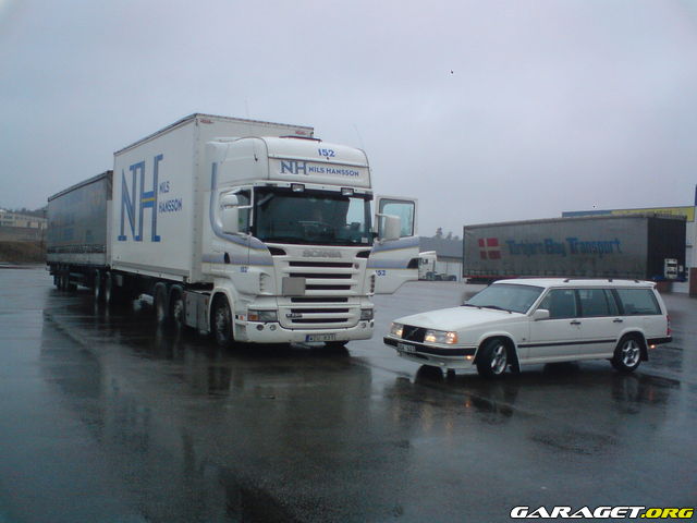 https://www1.garaget.org/gallery/archive/32750/590128_l554p1.jpg