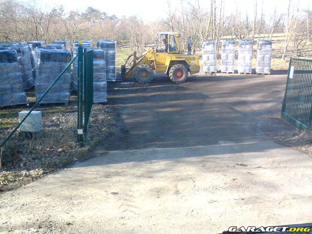 https://www1.garaget.org/gallery/archive/32750/600273_fs7ci9.jpg