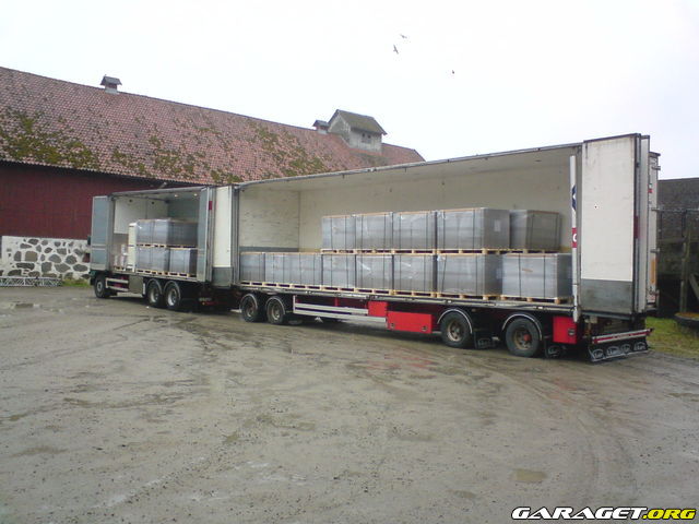 https://www1.garaget.org/gallery/archive/32750/664021_jc7laq.jpg