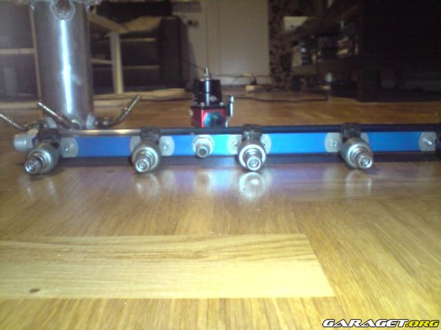 https://www1.garaget.org/gallery/archive/37117/506473_jon40i.jpg