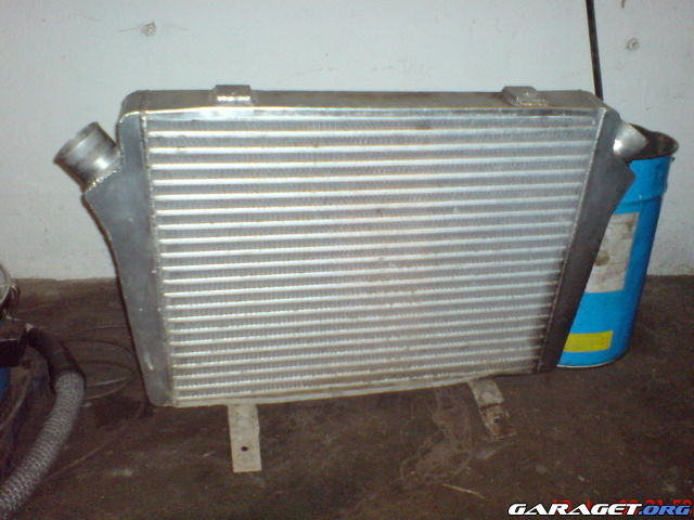 https://www1.garaget.org/gallery/archive/41659/526104_iht0is.jpg