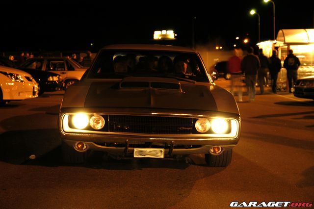 https://www1.garaget.org/gallery/archive/42036/636913_1kzg3q.jpg