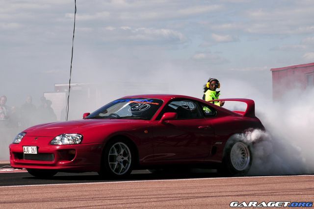 https://www1.garaget.org/gallery/archive/42036/683589_zwt0xj.jpg