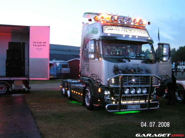https://www1.garaget.org/gallery/archive/42076/627368_p8thf1.jpg