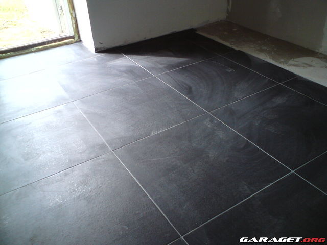 https://www1.garaget.org/gallery/archive/44944/716375_qqf2ms.jpg