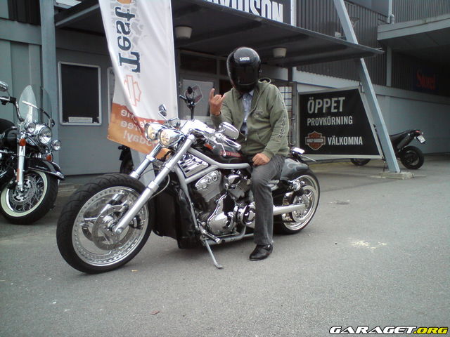 https://www1.garaget.org/gallery/archive/44944/757249_32vx21.jpg