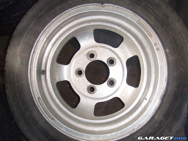 https://www1.garaget.org/gallery/archive/44948/357567_1t0nut.jpg
