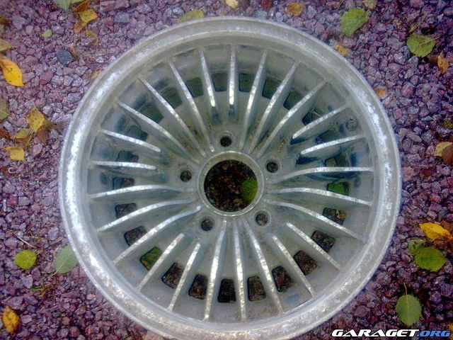 https://www1.garaget.org/gallery/archive/44948/770328_sgliv4.jpg