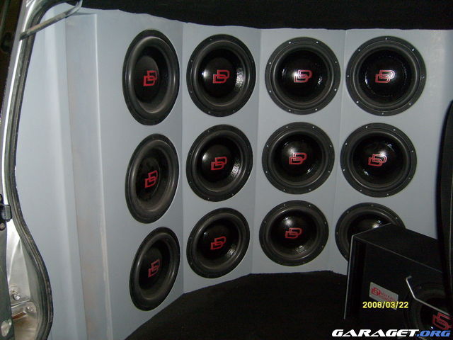 https://www1.garaget.org/gallery/archive/45632/296786_4wpqnw.jpg