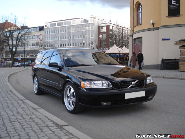 https://www1.garaget.org/gallery/archive/53259/526196_lxmkwz.jpg