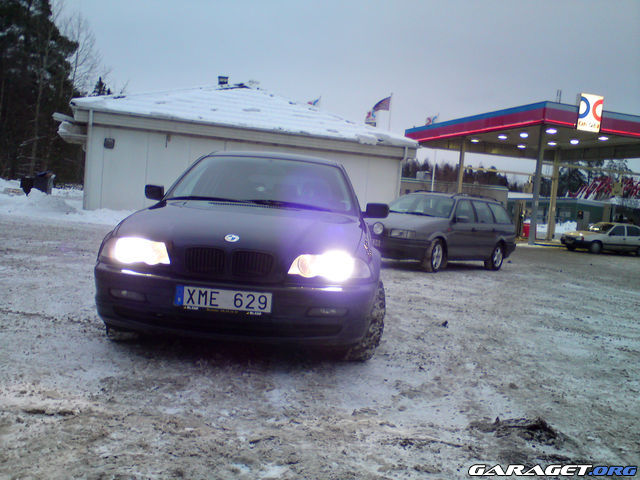 https://www1.garaget.org/gallery/archive/53259/854457_qvbvvp.jpg