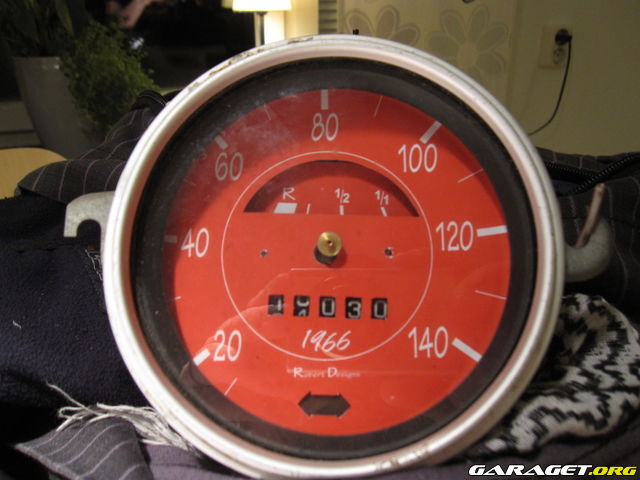 https://www1.garaget.org/gallery/archive/55849/819265_82hz05.jpg