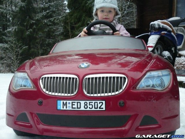 https://www1.garaget.org/gallery/archive/56813/554642_v1wt10.jpg