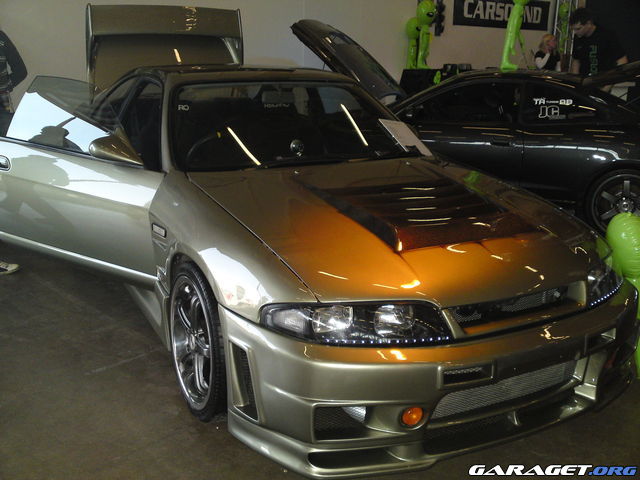 https://www1.garaget.org/gallery/archive/56813/616876_ri765b.jpg