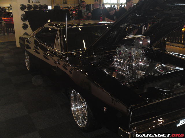 https://www1.garaget.org/gallery/archive/56813/617576_pn3j13.jpg