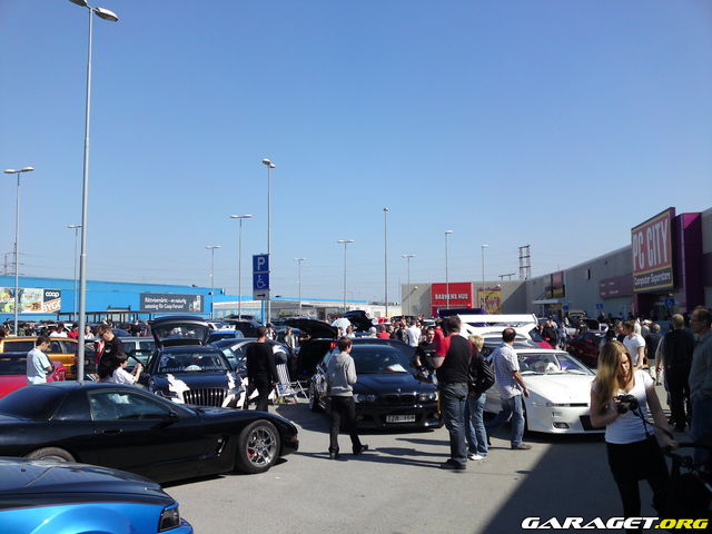 https://www1.garaget.org/gallery/archive/56813/636439_qifxic.jpg