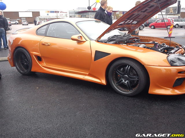 https://www1.garaget.org/gallery/archive/63240/923593_2geh8l.jpg