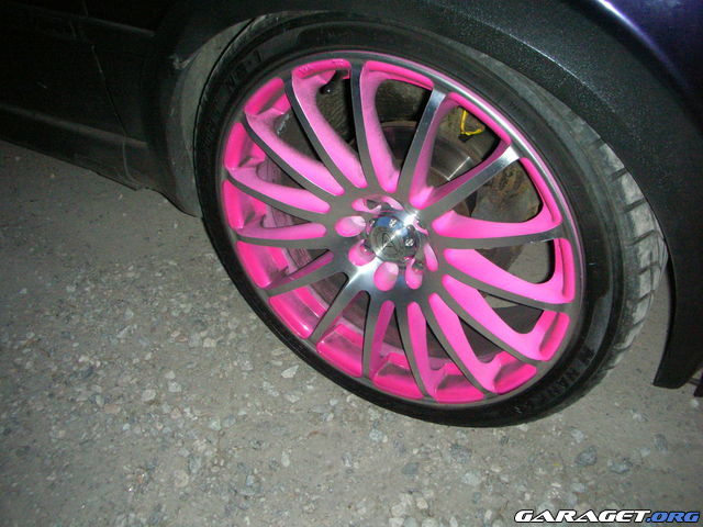 https://www1.garaget.org/gallery/archive/64939/355230_b1pf40.jpg