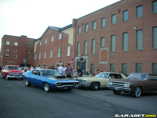 https://www1.garaget.org/gallery/archive/64939/412898_o07358.jpg