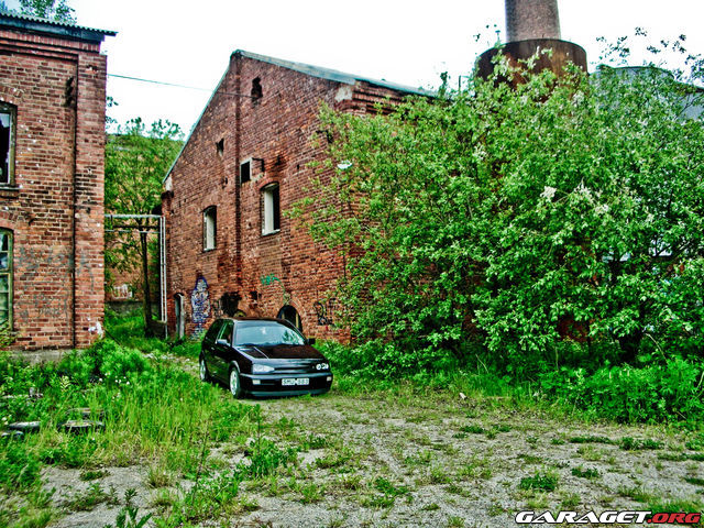 https://www1.garaget.org/gallery/archive/64939/688564_i1h2z6.jpg