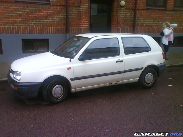 https://www1.garaget.org/gallery/archive/65439/806180_vyvzf4.jpg