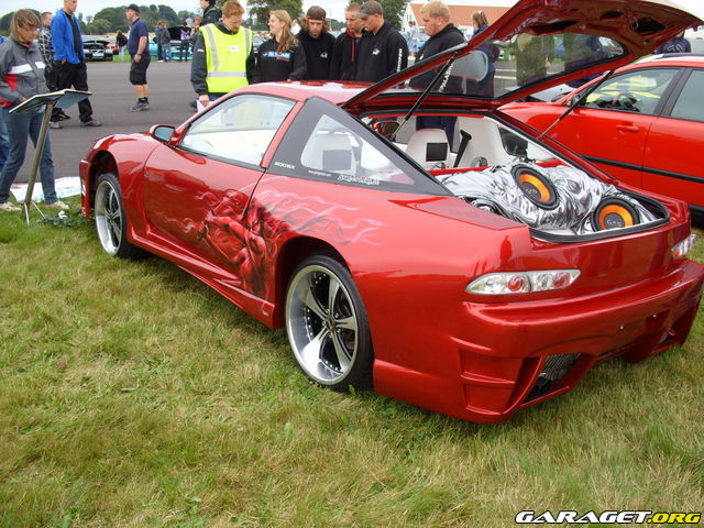 https://www1.garaget.org/gallery/archive/68199/433420_w8ginw.jpg