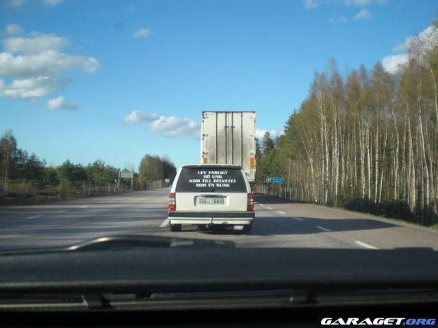 https://www1.garaget.org/gallery/archive/71219/933376_ia3i2w.jpg