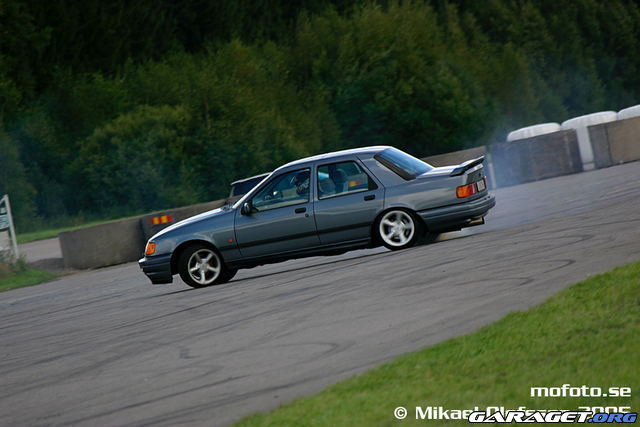 https://www1.garaget.org/gallery/archive/71234/544392_uhmyp9.jpg