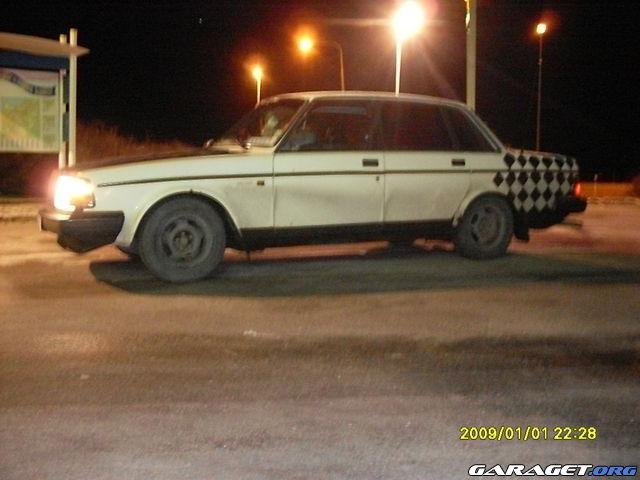 https://www1.garaget.org/gallery/archive/76354/532806_8bs95y.jpg