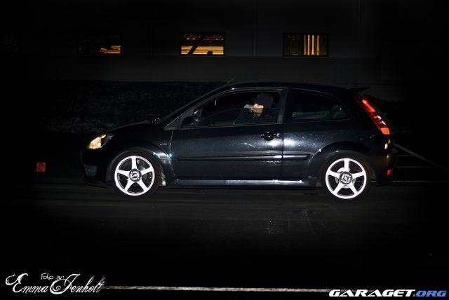https://www1.garaget.org/gallery/archive/85042/454606_rl0fh5.jpg