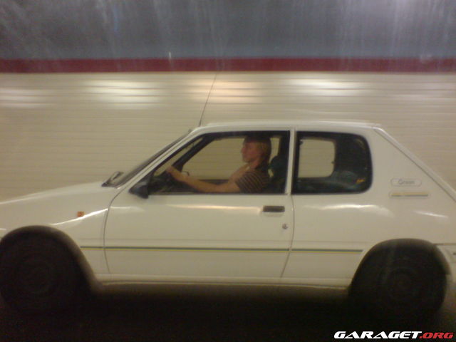 https://www1.garaget.org/gallery/archive/88538/372541_vr8u3r.jpg