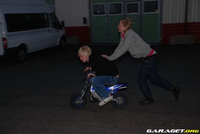 https://www1.garaget.org/gallery/archive/88538/380421_4co13n.jpg