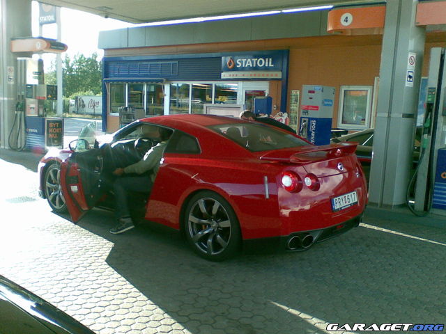 https://www1.garaget.org/gallery/archive/9993/706714_kiscis.jpg