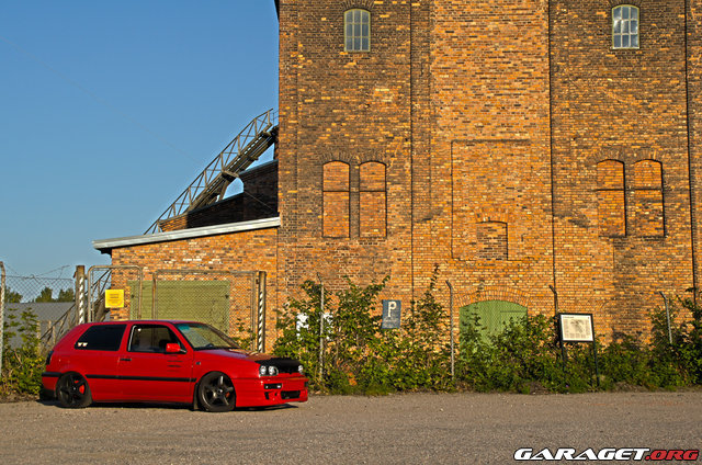 https://www1.garaget.org/gallery/images/107/106532/106532-f55bfab112dd25f6b49d6f86f589fdab.jpg