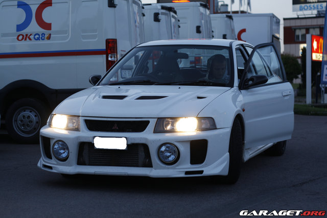 https://www1.garaget.org/gallery/images/121/120949/120949-9b362f3d9f06b09ef6abc18e899bd9a9.jpg