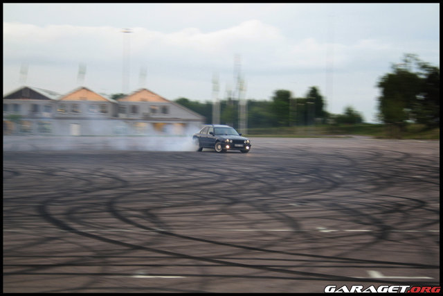 https://www1.garaget.org/gallery/images/121/120949/120949-b26dce2cd659c493ee2c72edc24232c2.jpg