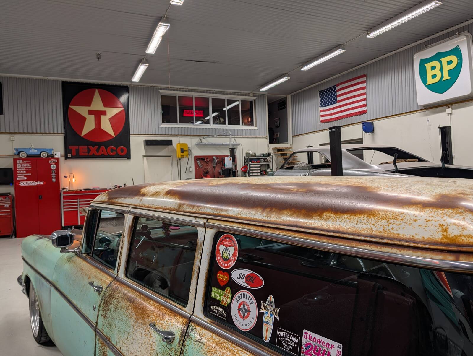 https://www1.garaget.org/gallery/images/149/148361/148361-51dd19556cfaf203691fd4584e8e2e57.jpg