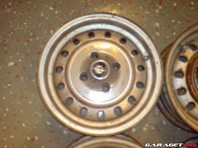 https://www1.garaget.org/gallery/images/153/152558/152558-c72e2a80e3d4e69343801bad8c8dbef9.jpg