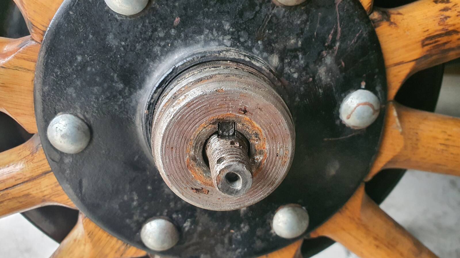 https://www1.garaget.org/gallery/images/156/155033/155033-1ceb280e87111ef1195ba5115420c5f6.jpg