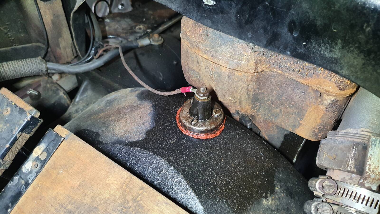 https://www1.garaget.org/gallery/images/156/155033/155033-c6cfe3186af8487418b7ccf00b9835d3.jpg