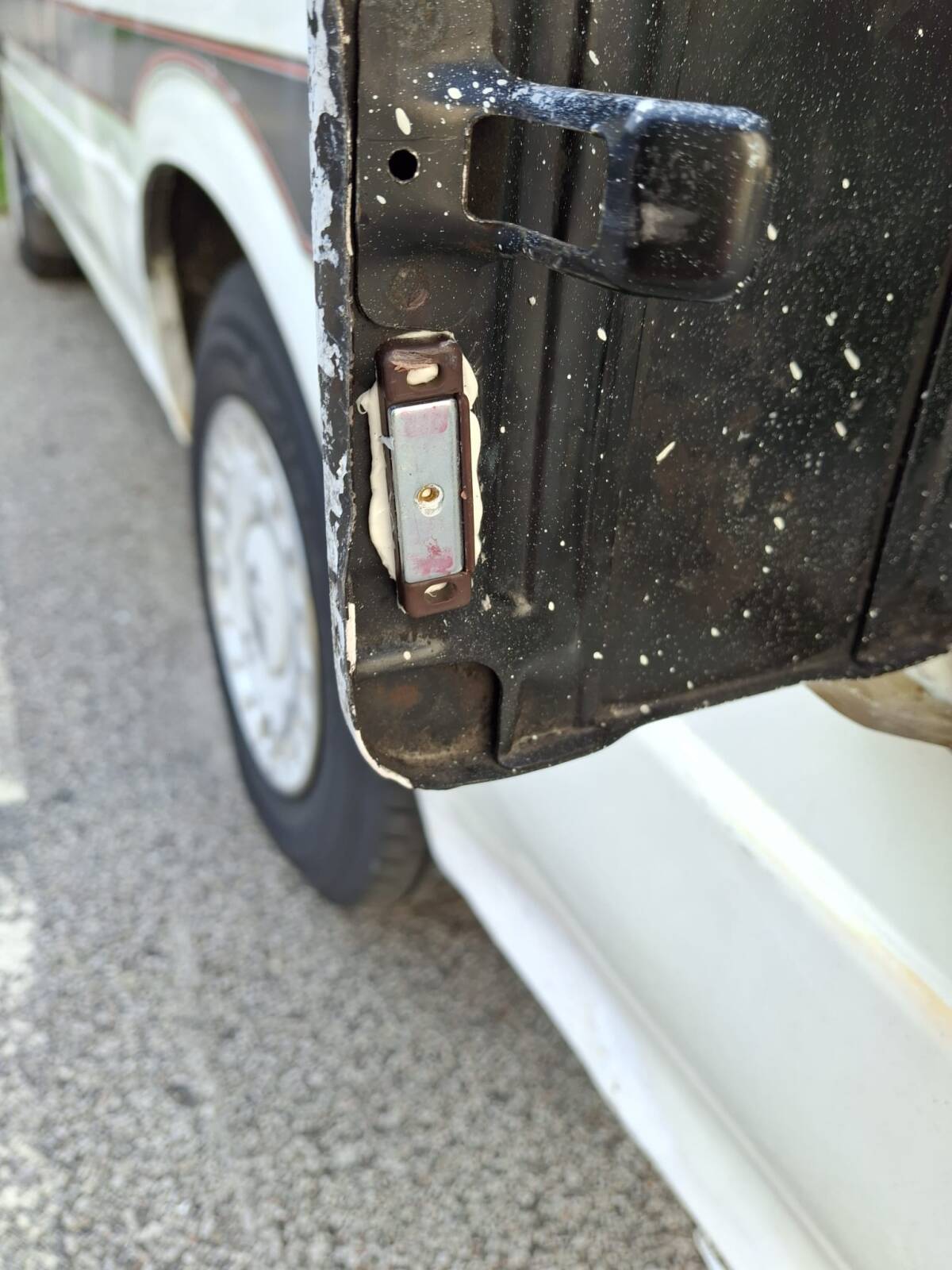 https://www1.garaget.org/gallery/images/160/159824/159824-9b9181540e069c97f8b495de33790abd.jpg