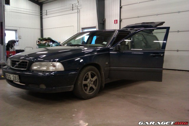 https://www1.garaget.org/gallery/images/170/169992/169992-be1c2602a29c0aab5f99b633daf477cf.jpg